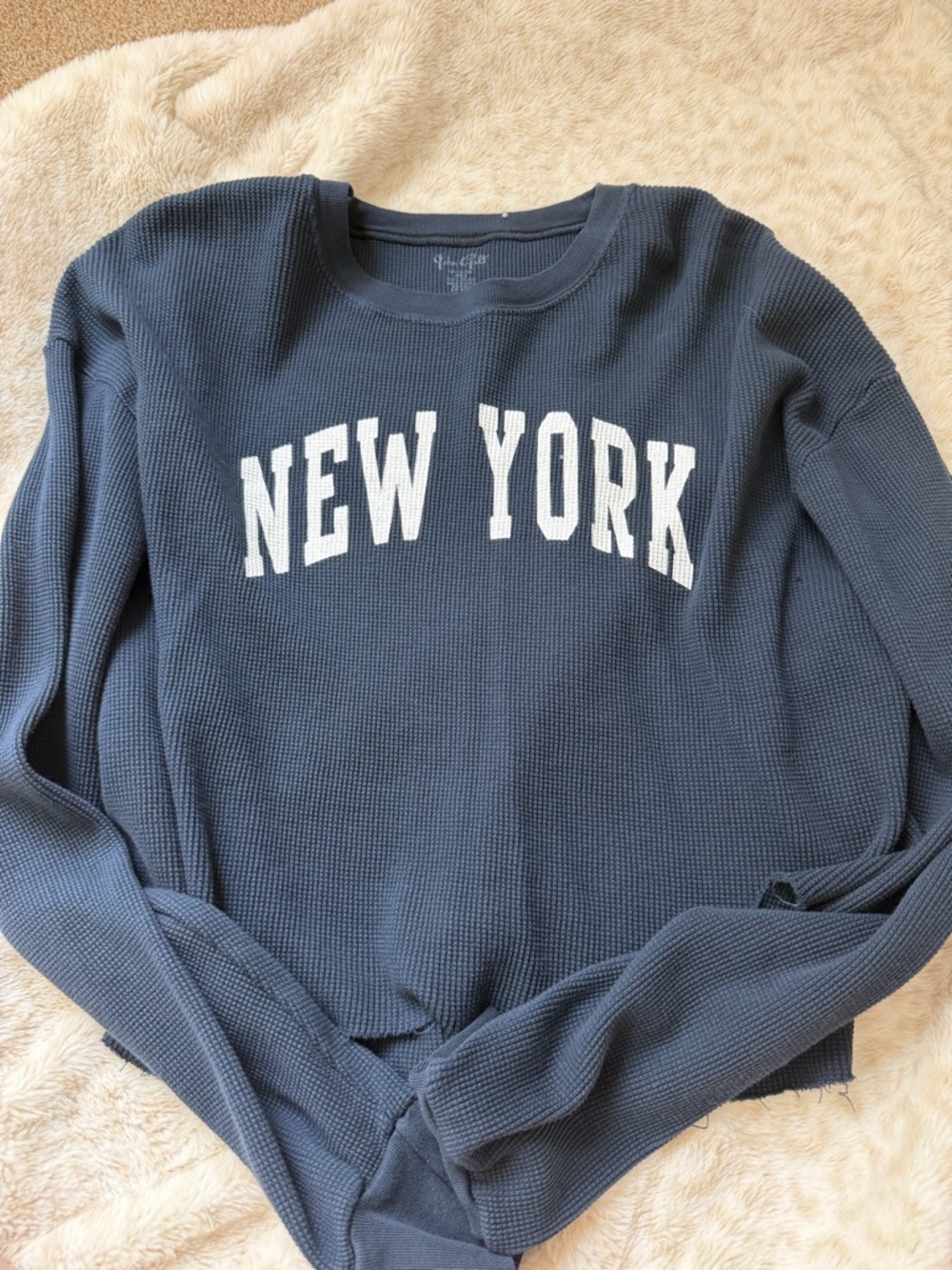 Brandy Melville John Galt Navy blue New York long sleeve top 
Waffle knit
